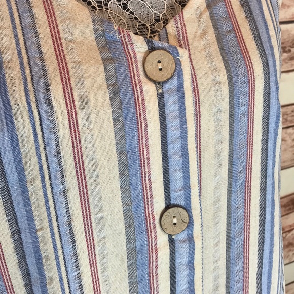 Striped V-Neck Button down Tank Spaghetti Straps - Picture 5 of 8